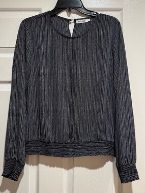 Farrow Woman Blouse Black Pinstripe Long-Sleeve Tee Size Large